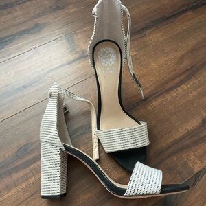 NWOT Vince Camuto Ankle Strap Heels Size 8.5